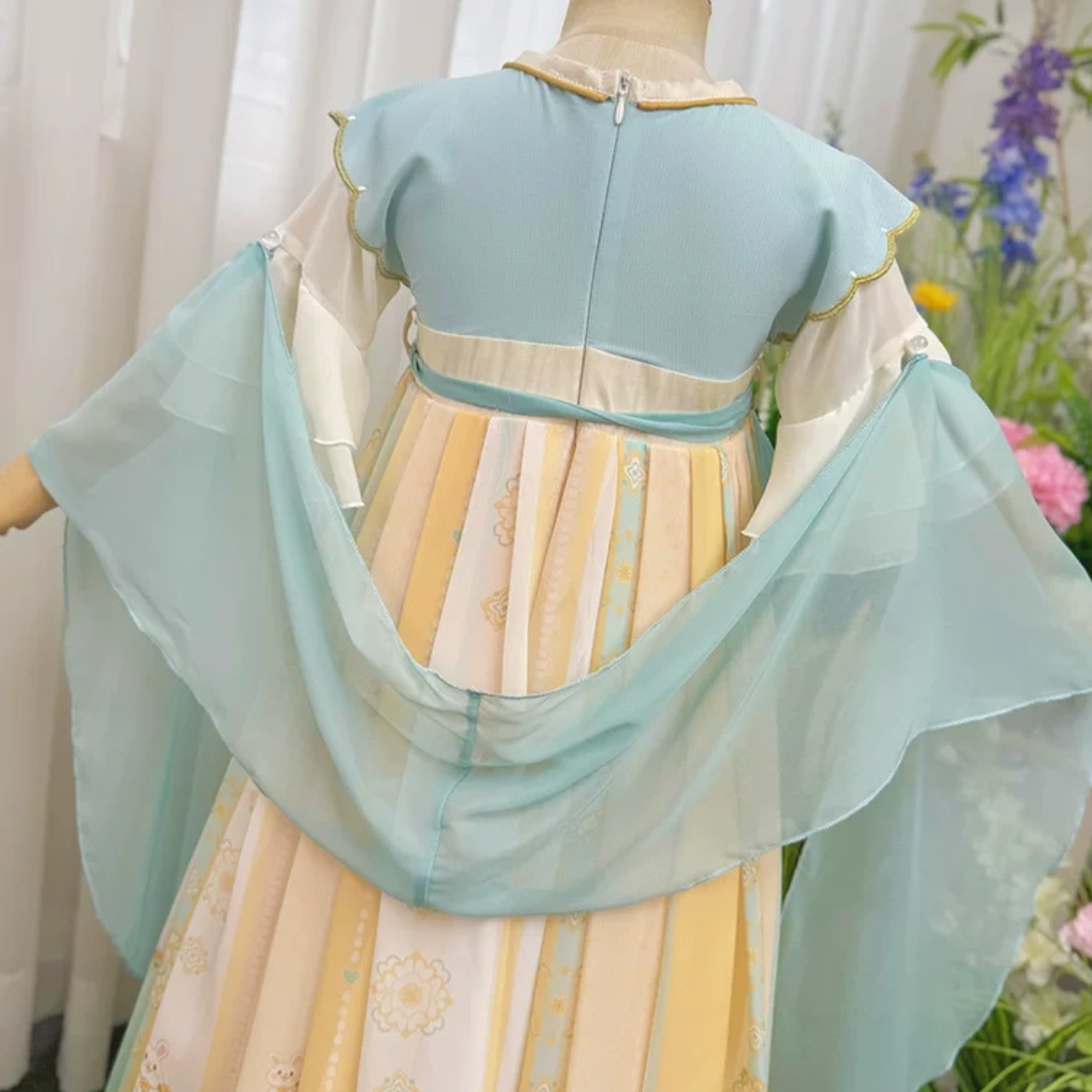 Chrysanthemum Fairy (Lake Blue) Kids Hanfu Dress thumbnail 5