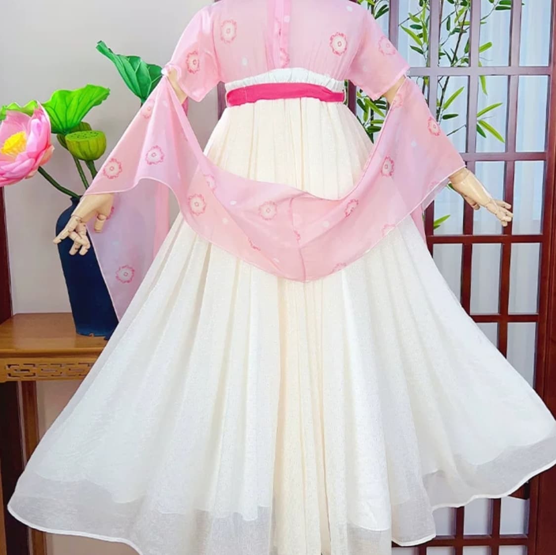 Tang Pattern (Pink) Kids Hanfu Dress thumbnail 5